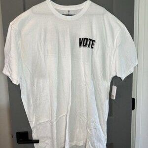 BP  VOTE Collection T-shirt in White size M